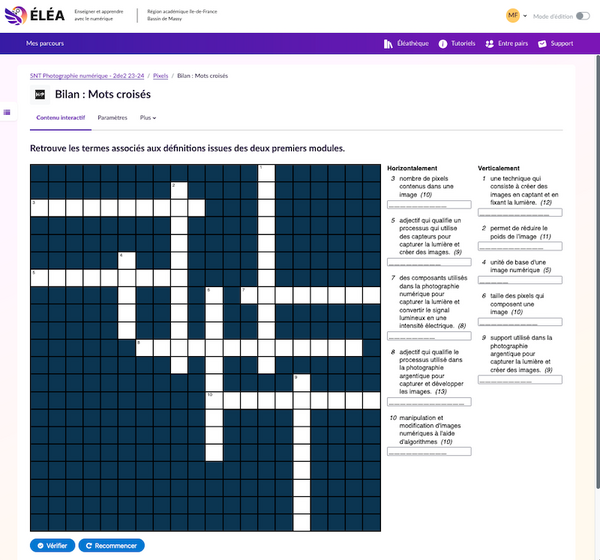 Capture de la page Éléa avec l'activité H5P mots croisés intégrée.
